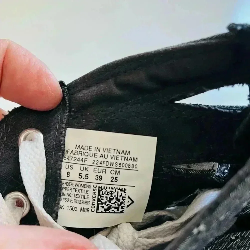 Converse pre loved